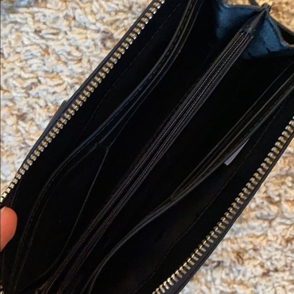 Kate Spade Crossbody - Picture 3 of 3